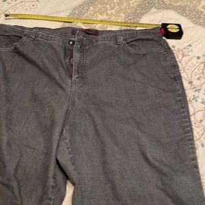 Gray Amanda Gloria Vanderbilt jeans